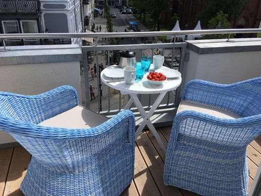 Balkon Richtung Kirchenplatz