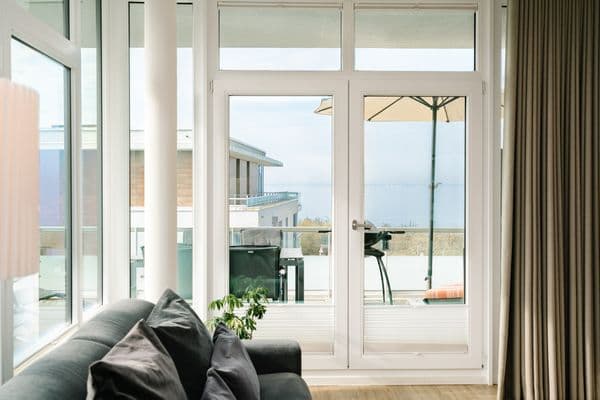 Wohnzimmer mit Meerblick