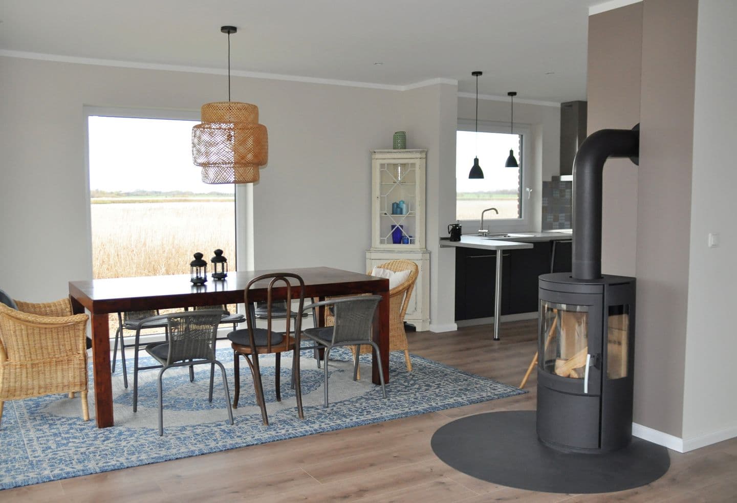 Kamin-/Ofen