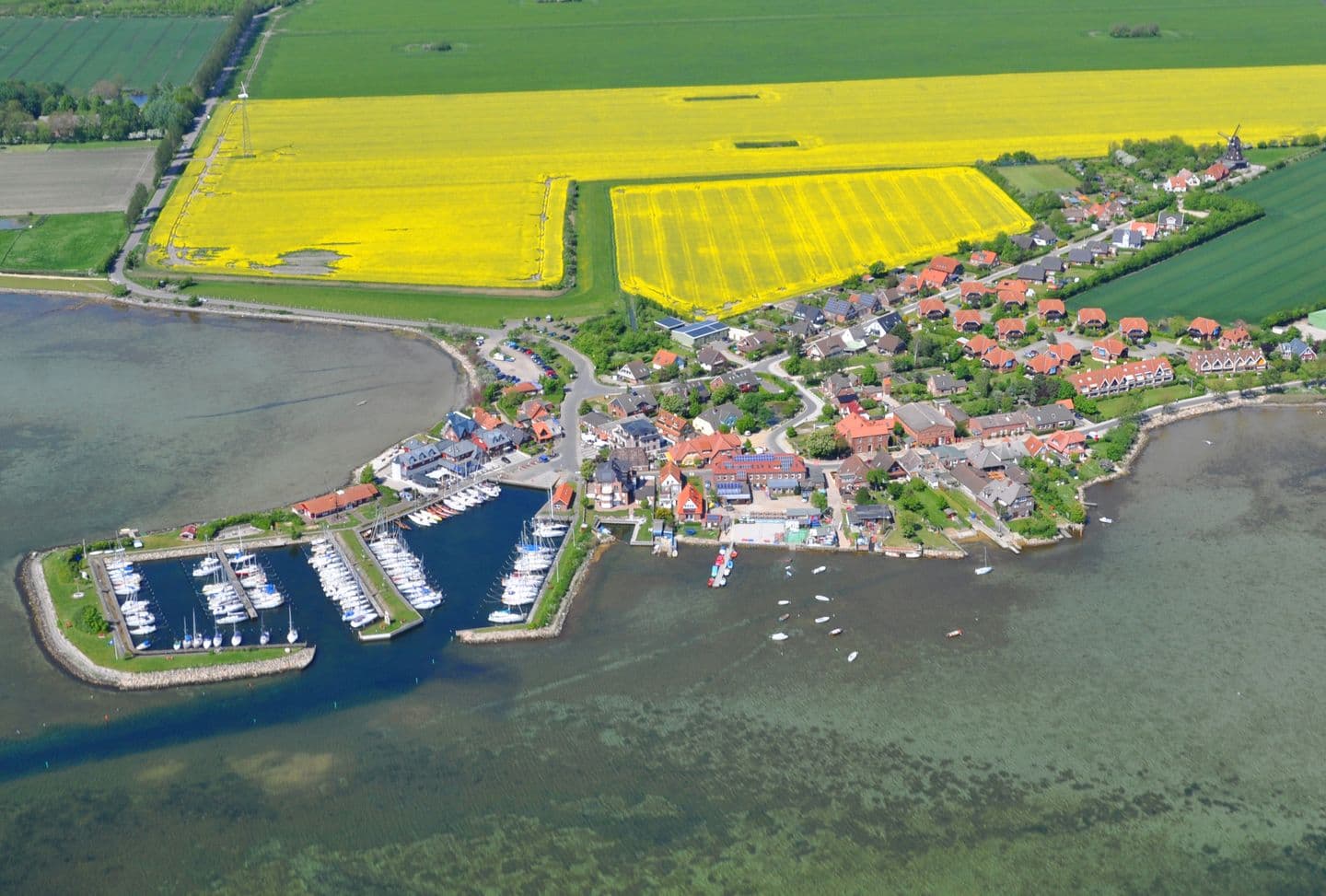 Ferienanlage Lemkenhafen — Fehmarn