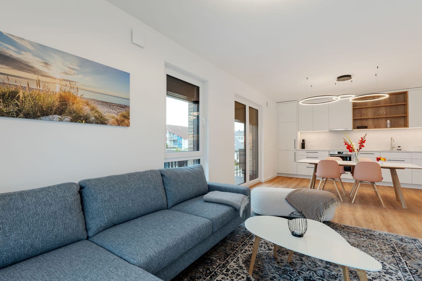 Ferienwohnung in Dahme – modern, frisch, und strandnah.