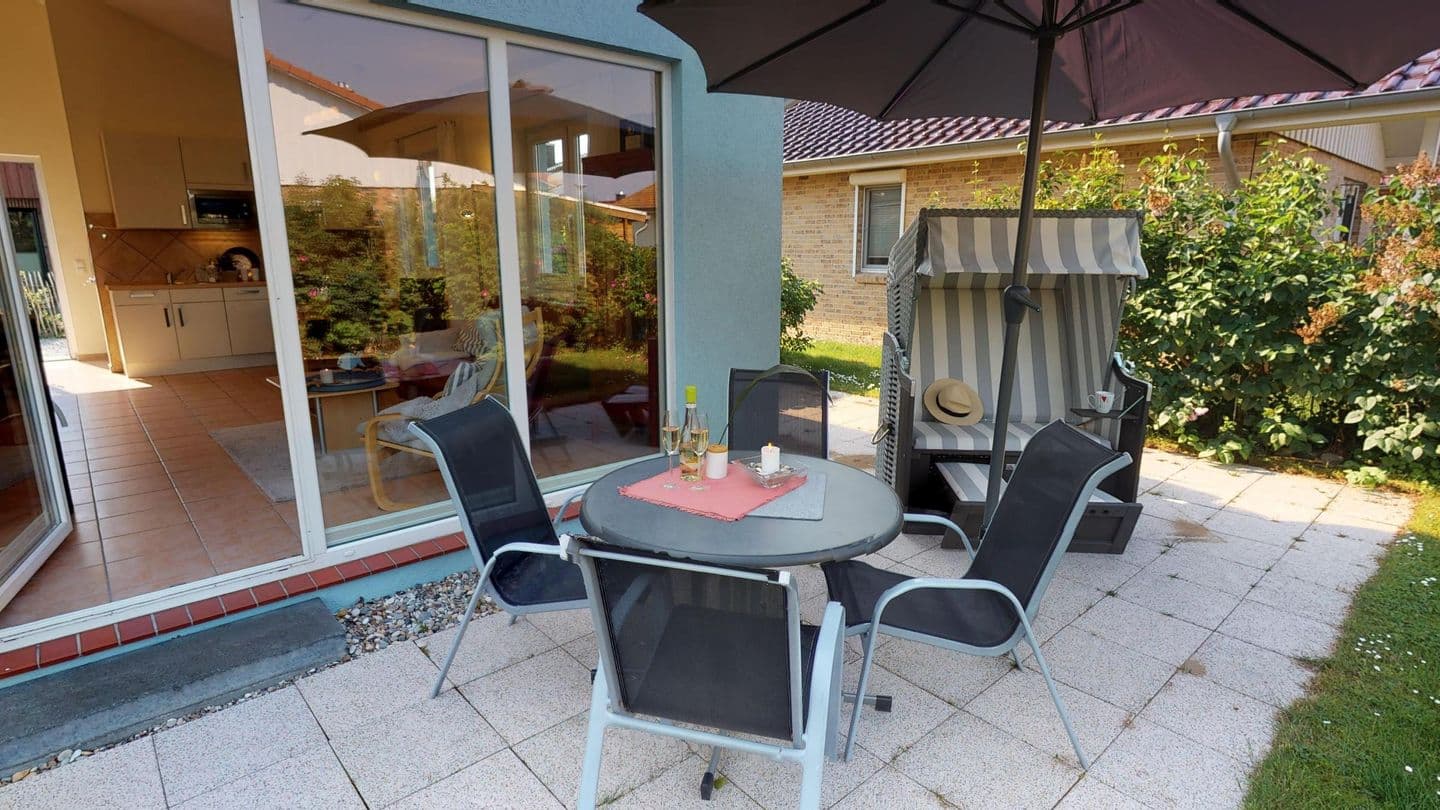 Ferienhaus für 4 Personen und Hund mit Garten, Strandkorb und Kamin