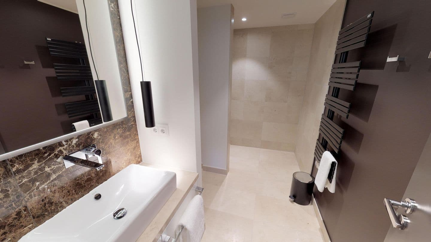 Luxus, Haustierfreundlich & Strandnah - Ferienapartment mit Balkon & Sauna in Timmendorfer Strand