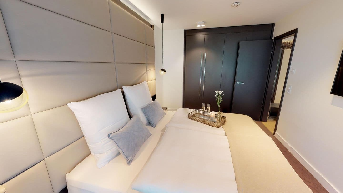 Exklusiv wohnen, nur Minuten vom Meer entfernt mit Balkon & eigener Sauna
