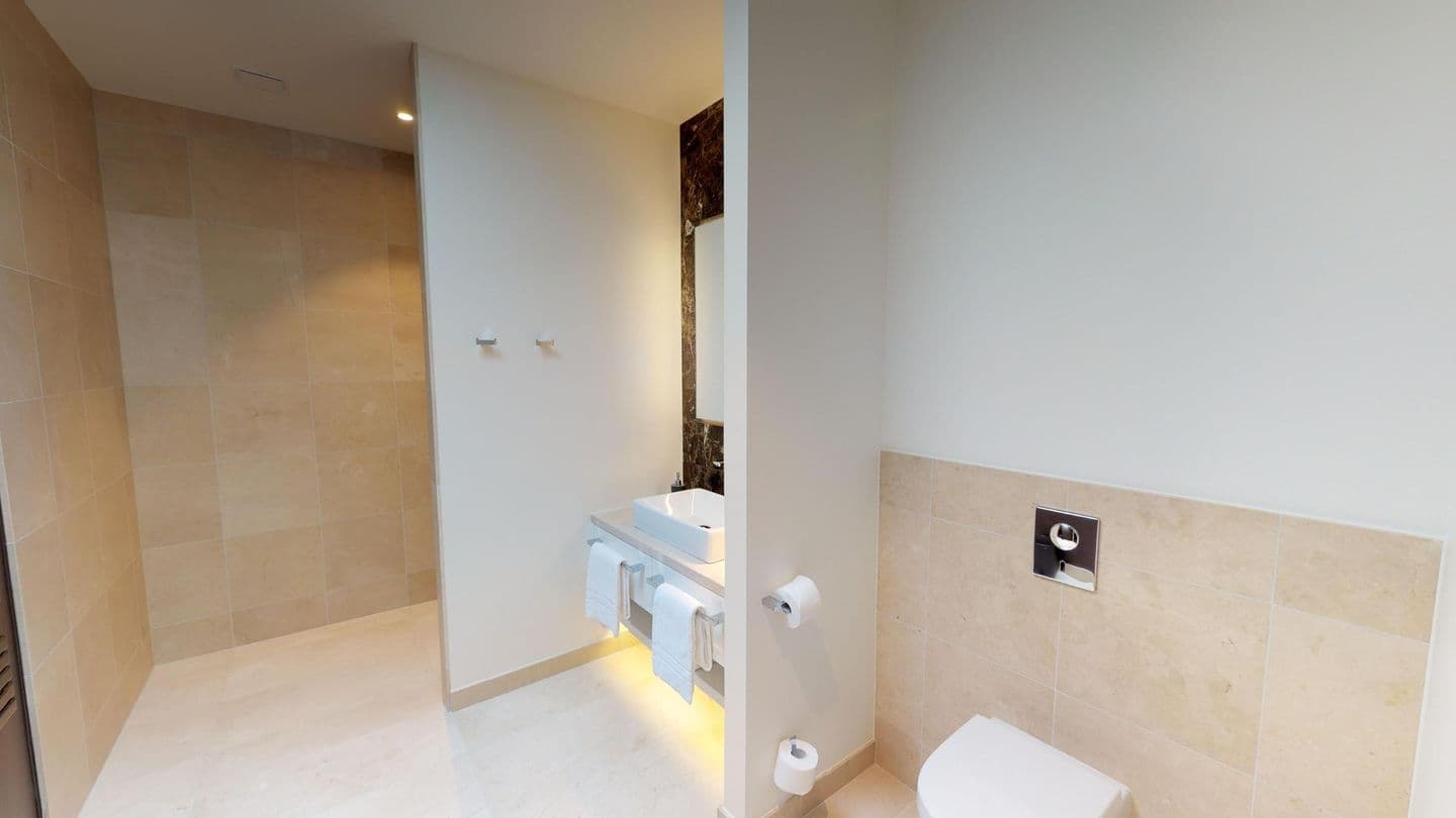 Luxus Ferienpenthouse mit Sauna und riesiger Dachterrasse in Strandlage