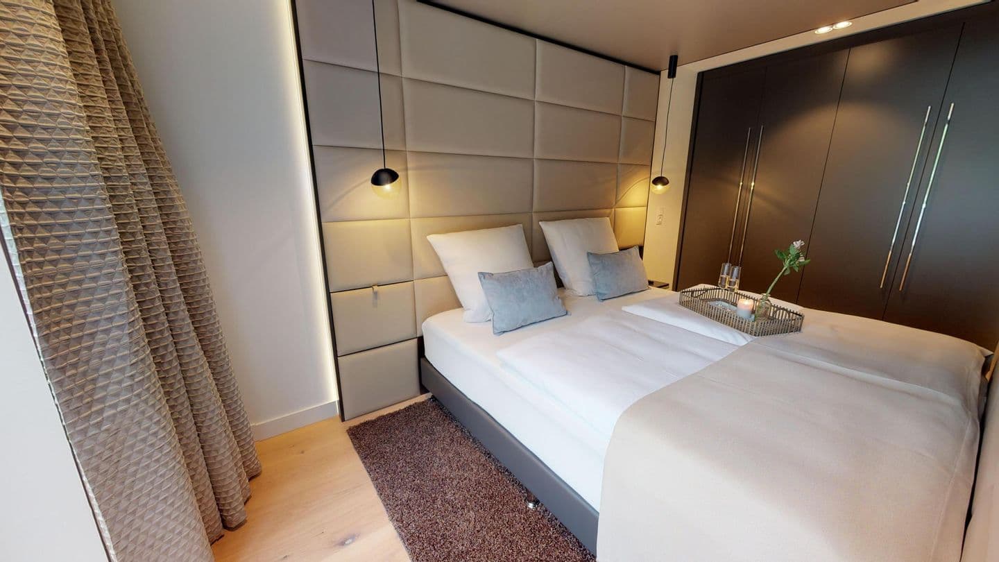 Luxusapartment mit eigener Sauna & Sonnenbalkon – nur Minuten vom Strand entfernt