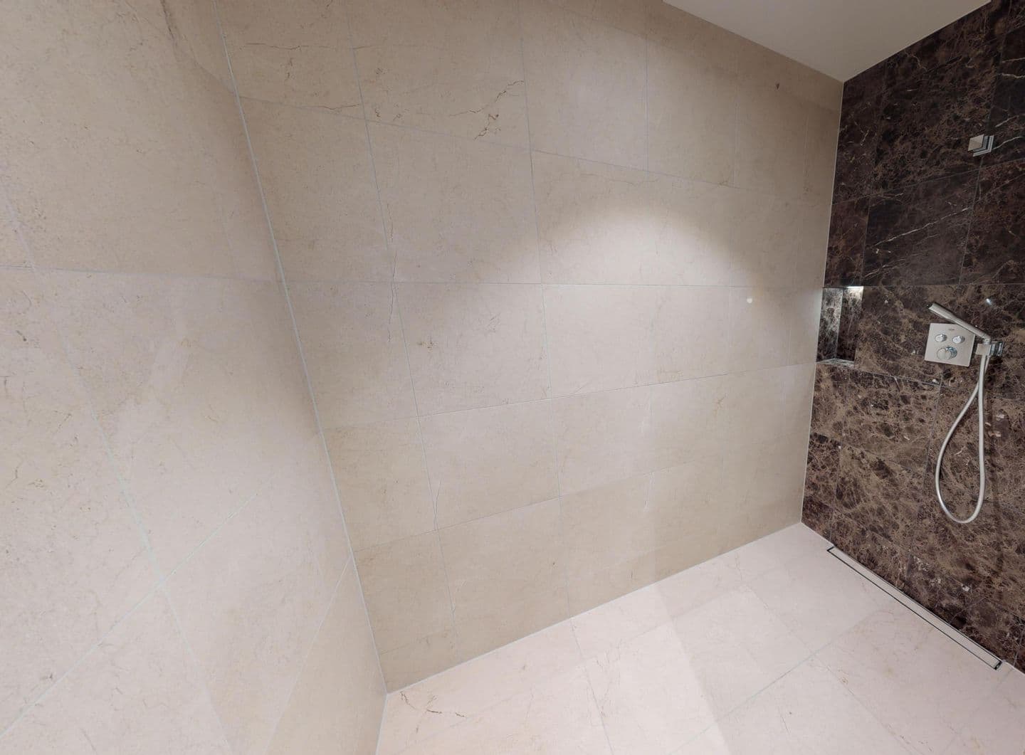 Luxus & Strandnah - Ferienapartment mit Balkon & Sauna in Timmendorfer Strand