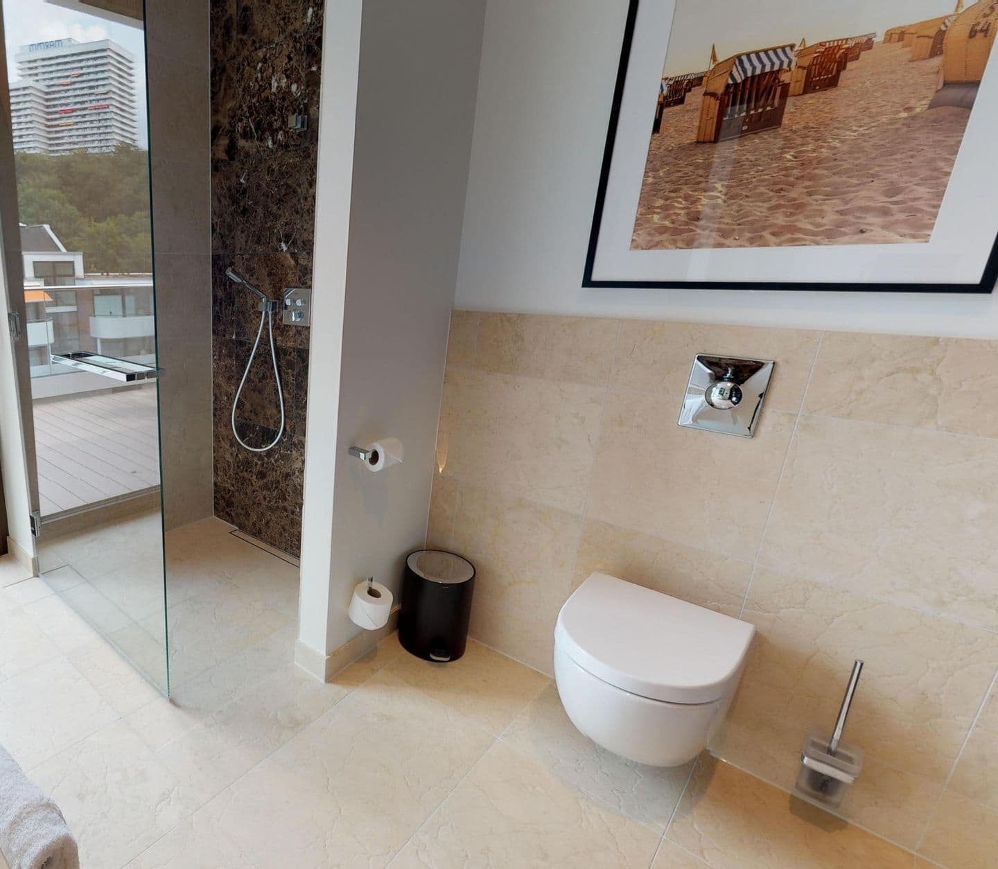 Luxus Ferienpenthouse mit Sauna und riesiger Dachterrasse in Strandlage