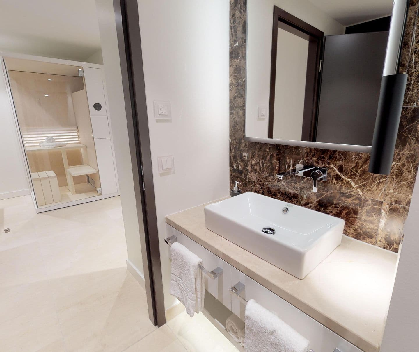 Luxus, Haustierfreundlich & Strandnah - Ferienapartment mit Balkon & Sauna in Timmendorfer Strand