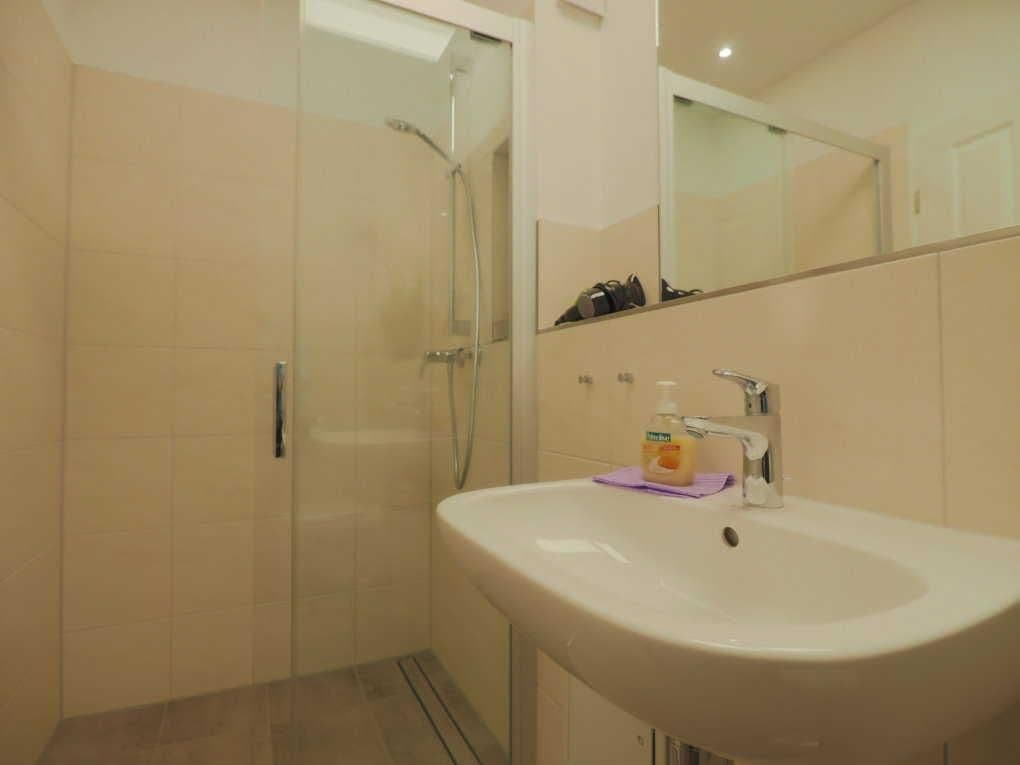 Bad mit Dusche