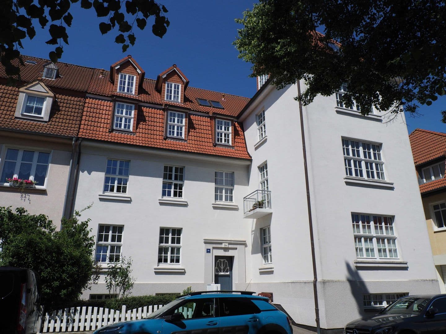 Straßenansicht