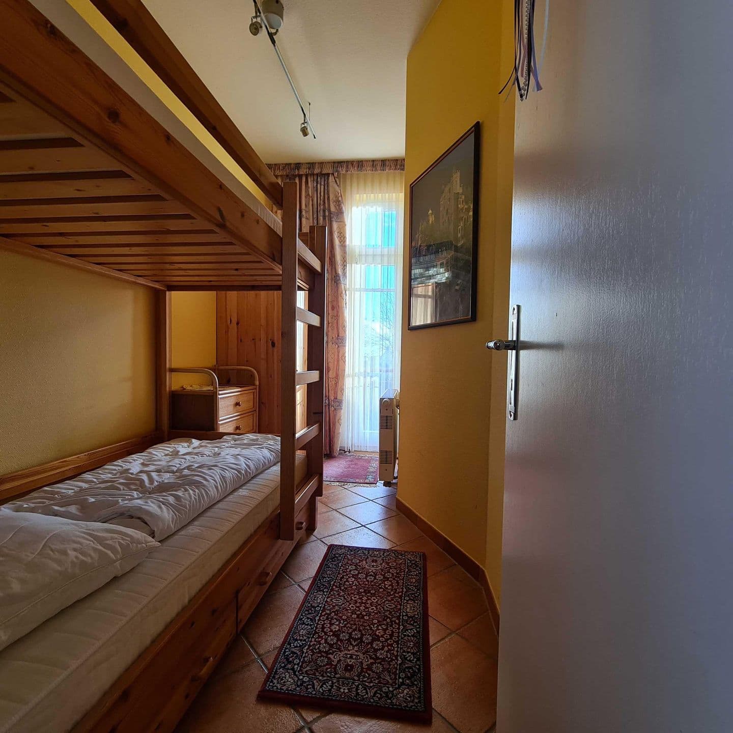 Schlafzimmer mit Etagenbett