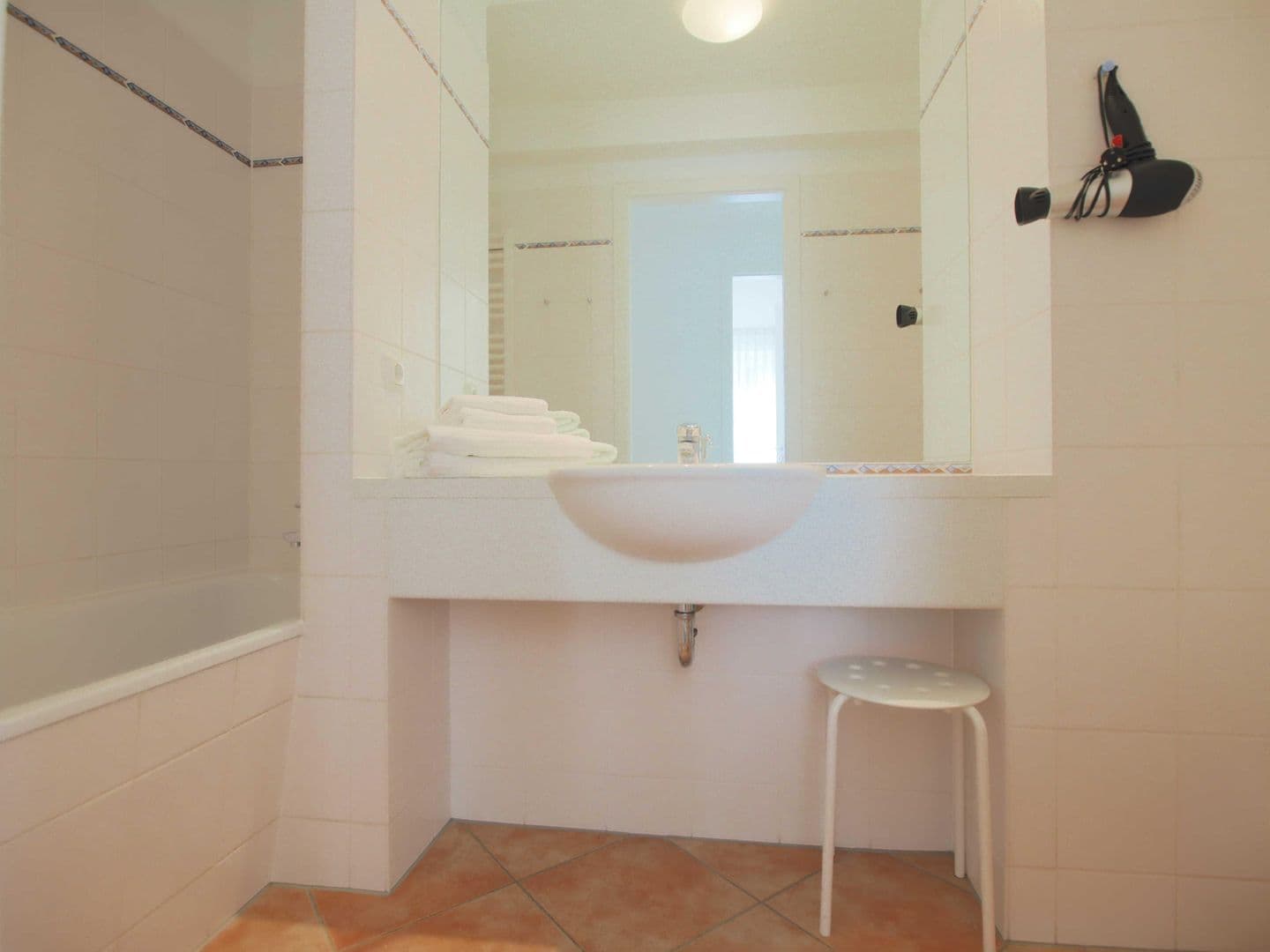 Badezimmer mit Badewanne