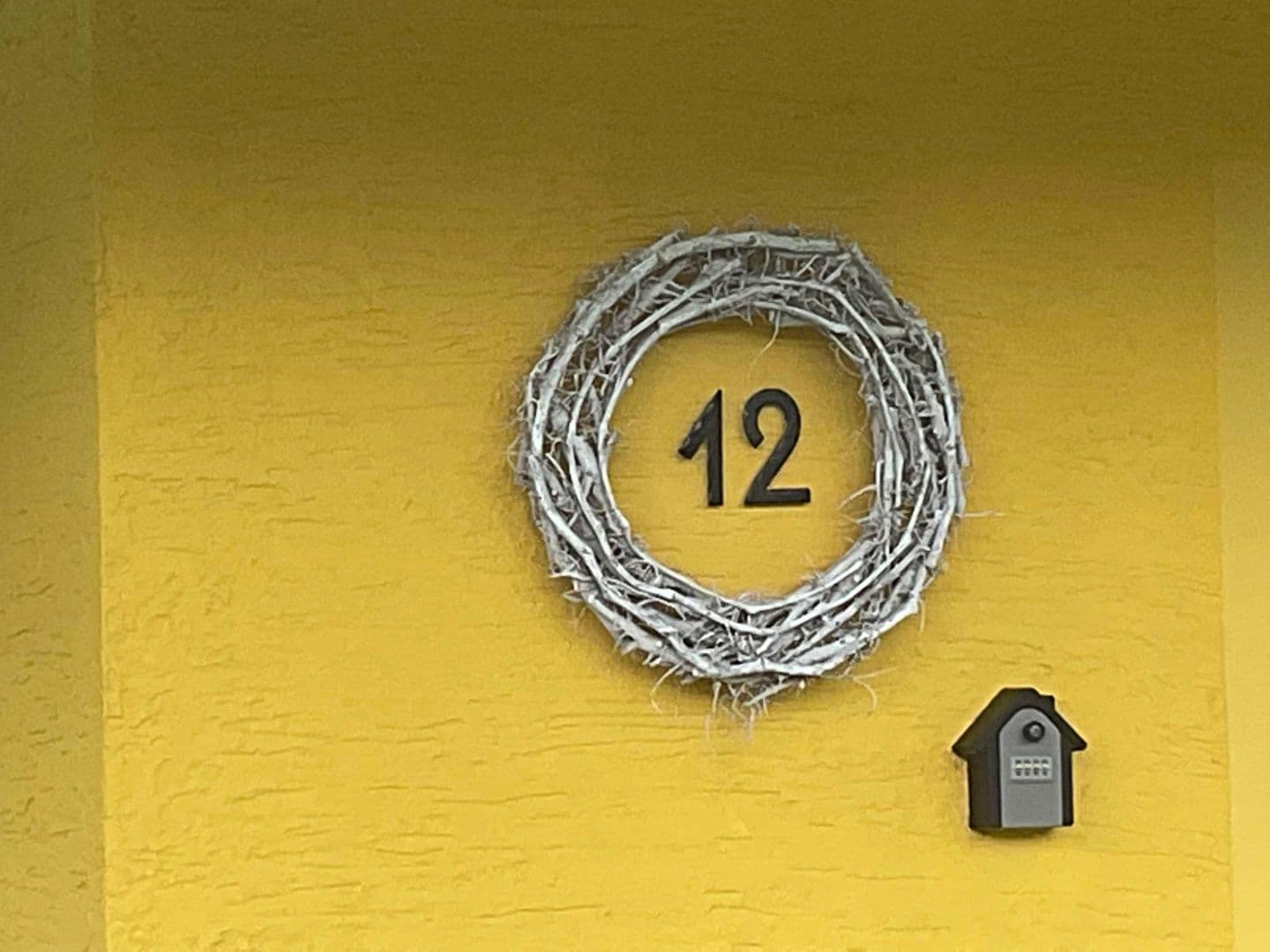 Haus 12