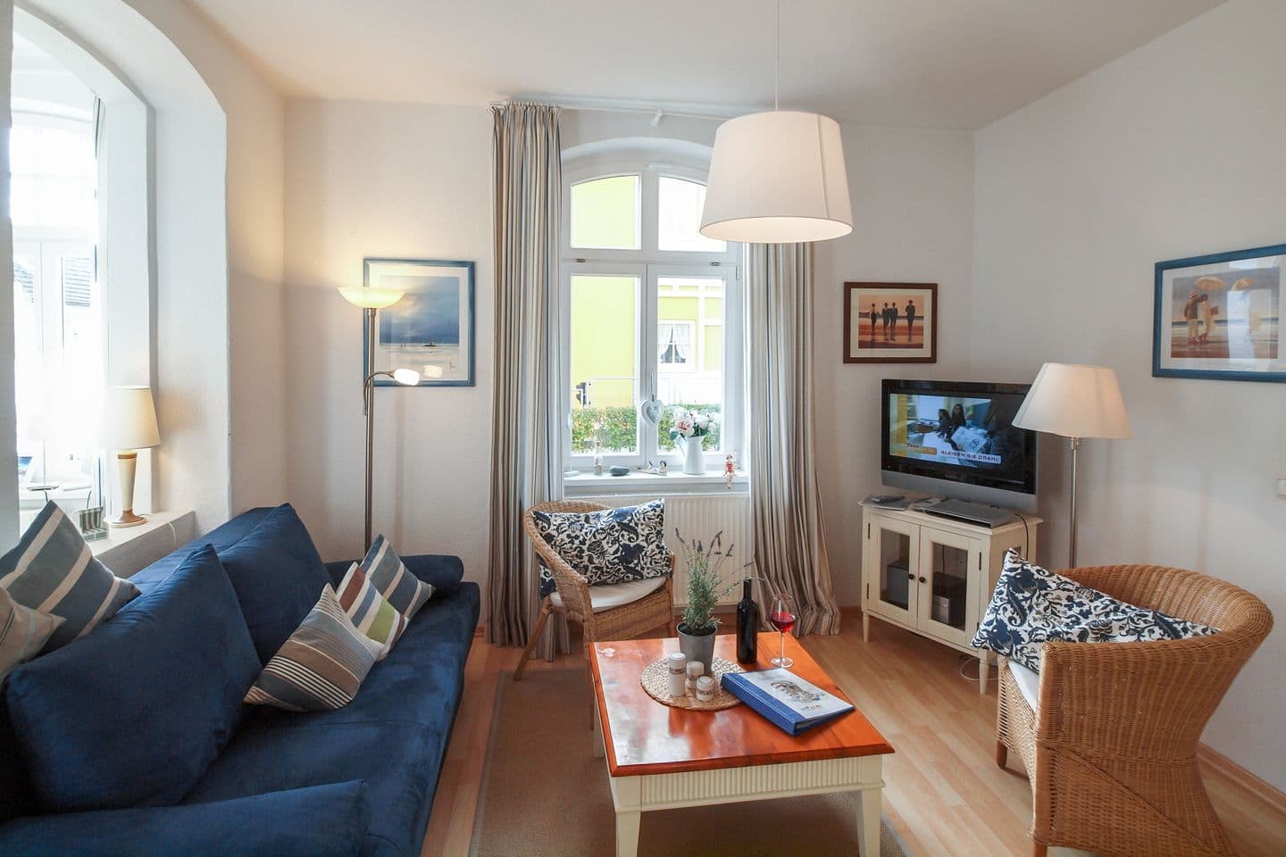 Wohnzimmer