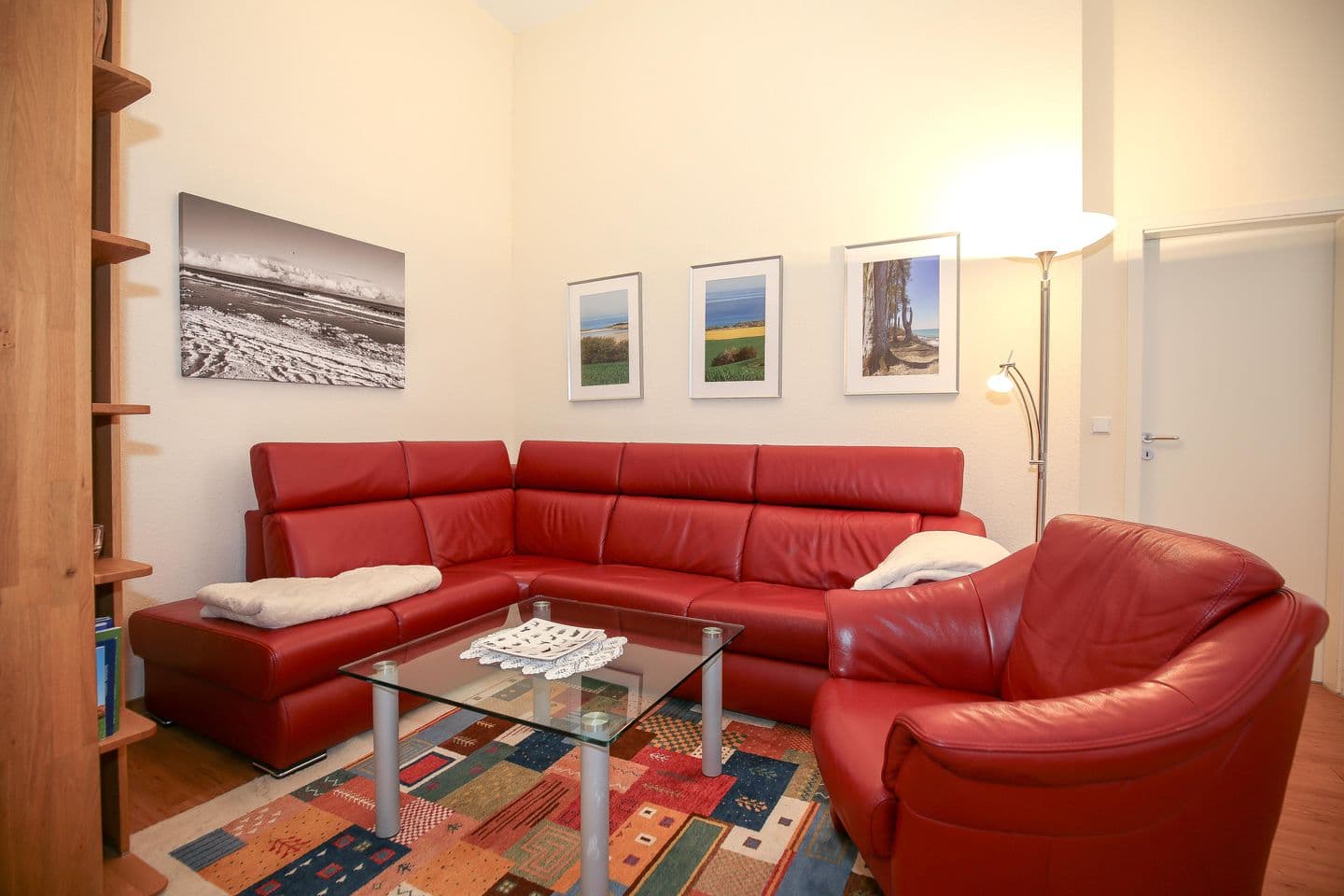 Wohnzimmer mit Sofa