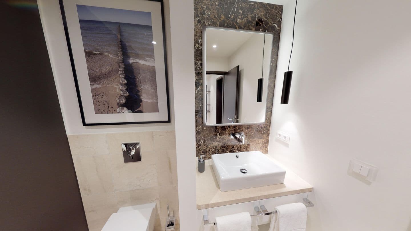 Luxus und Strandnah-Ferienapartment mit Balkon & Sauna in Timmendorfer Strand