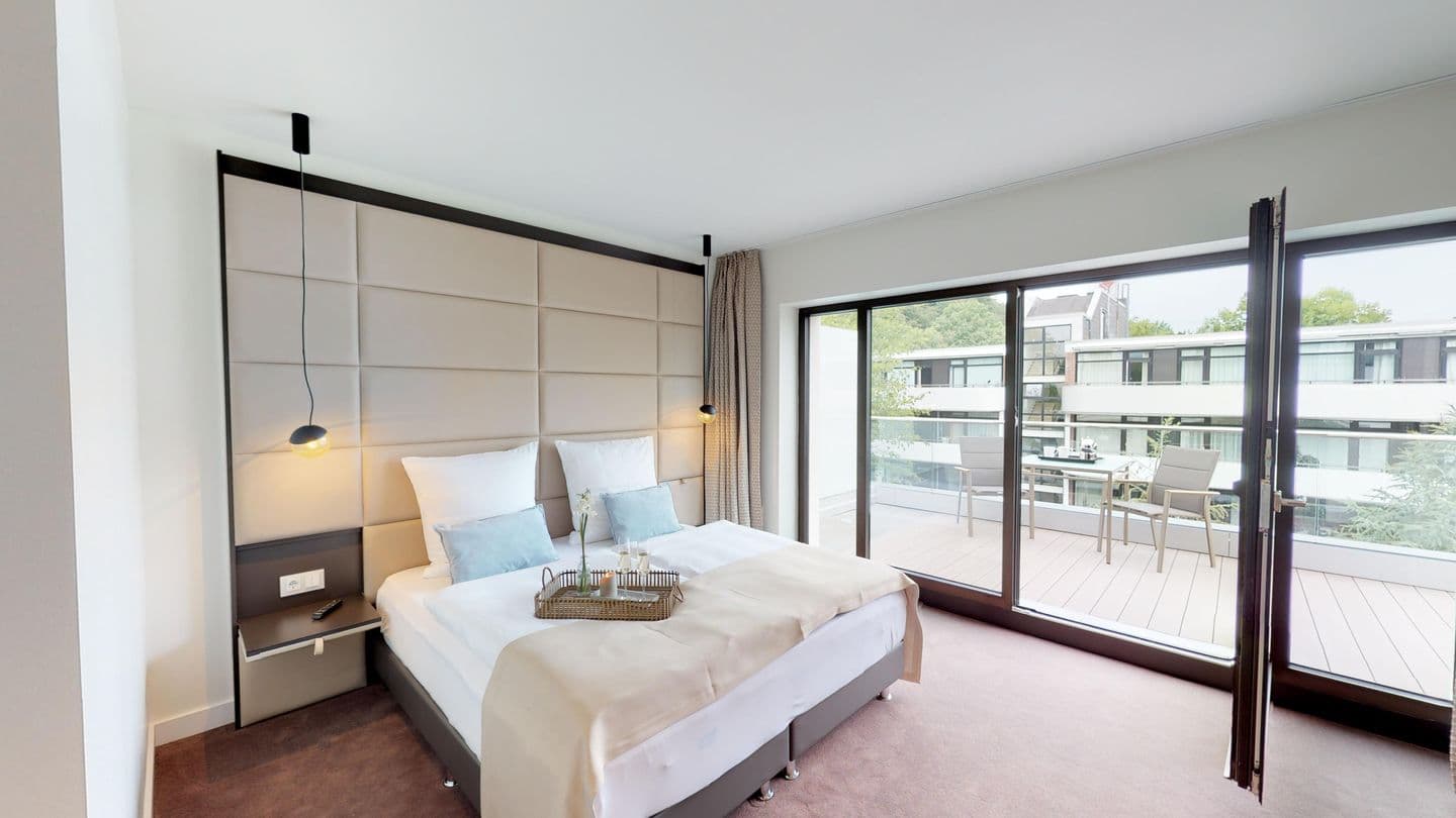 Strandnahe, luxuriöse Ferienwohnung mit Balkon & Sauna