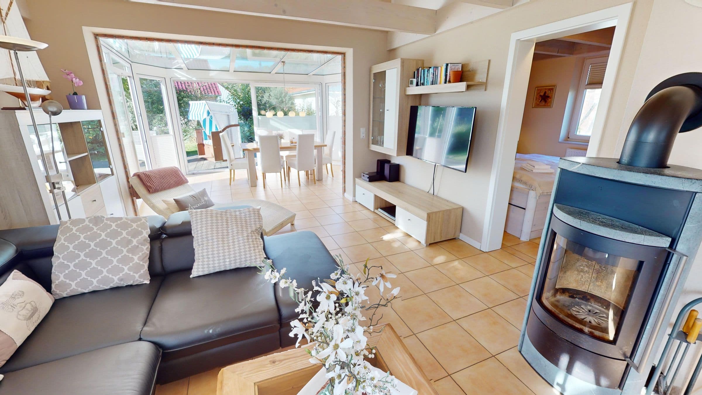 Ferienhaus für 6 Personen und Hund mit Kamin, Sauna und eingezäuntem Garten