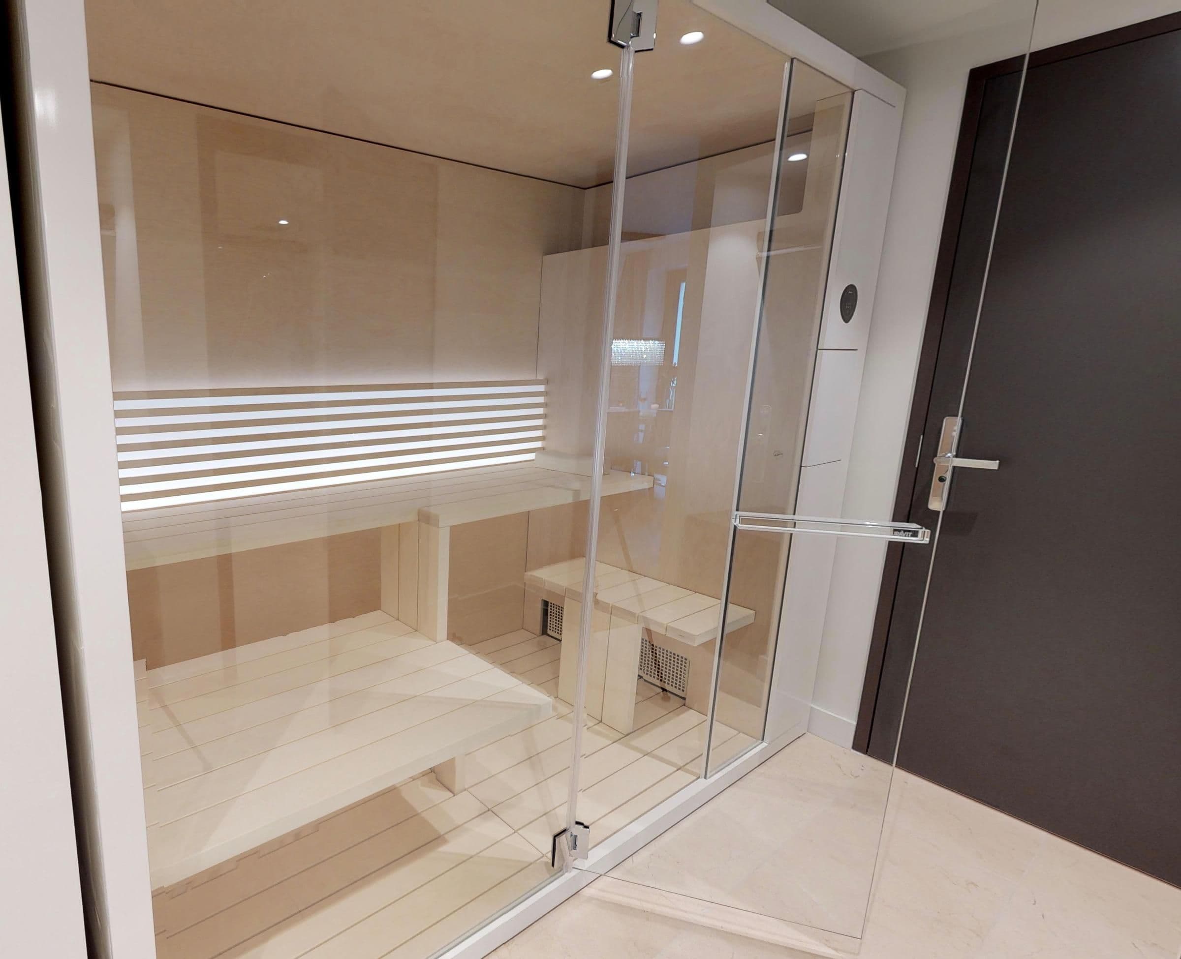 Luxusapartment mit eigener Sauna & Sonnenbalkon – nur Minuten vom Strand entfernt