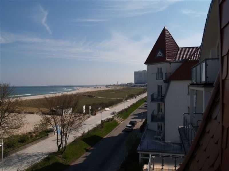 Blick zum Leuchtturm