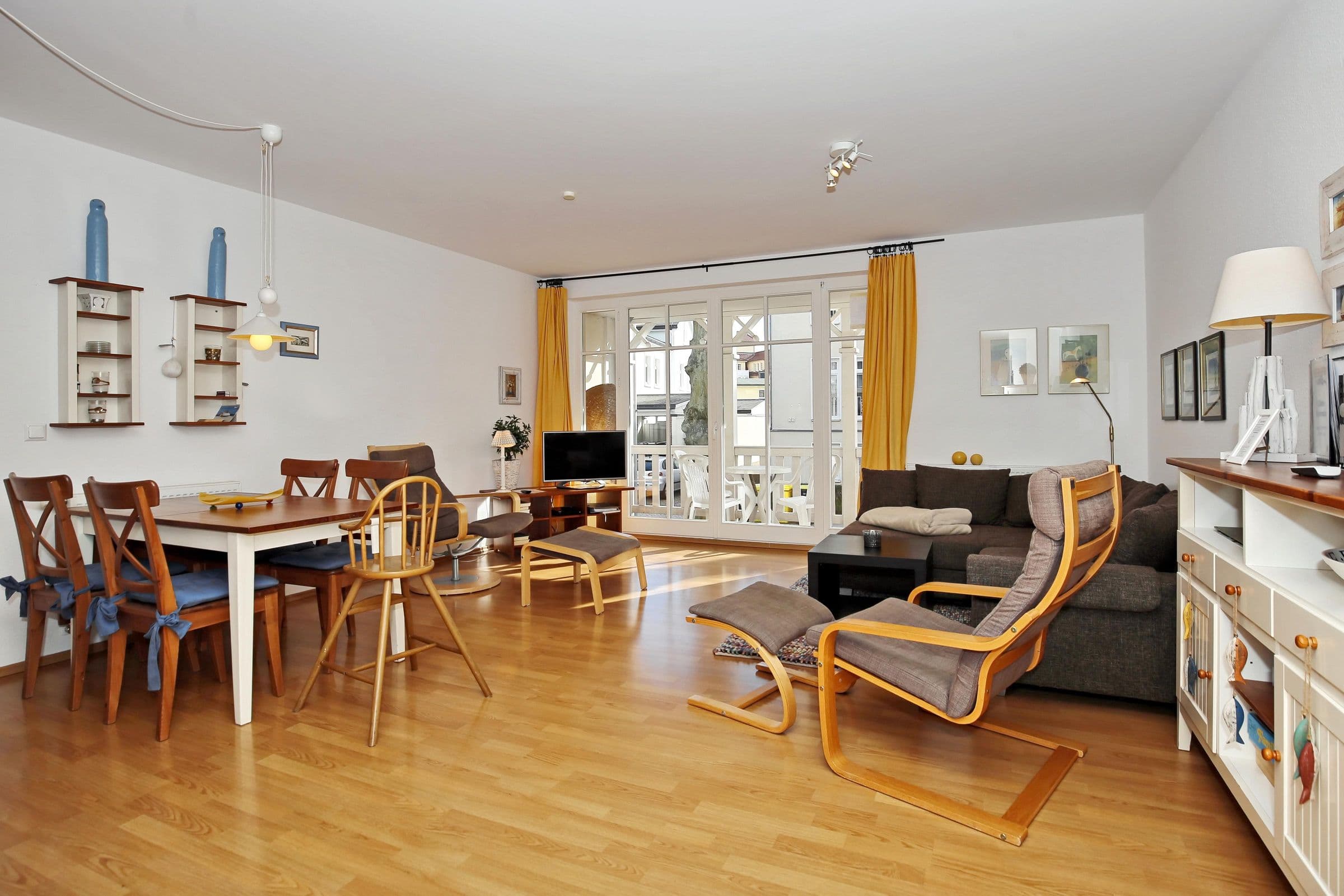 Wohnzimmer