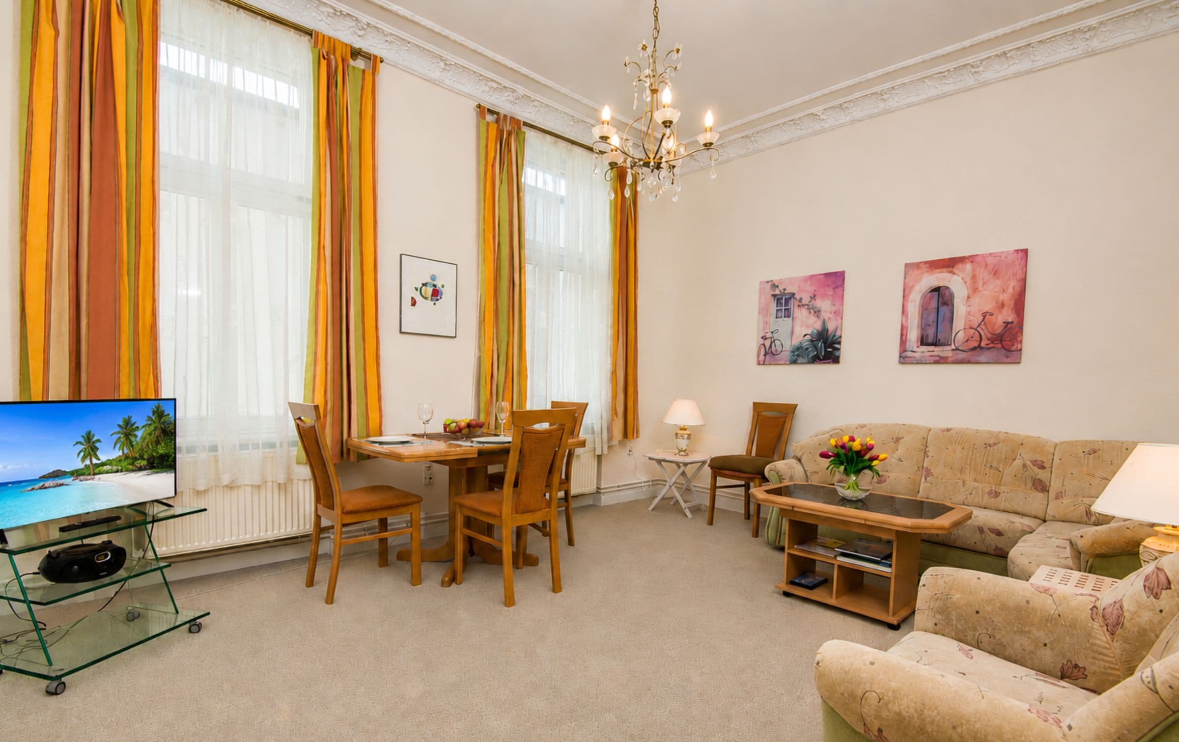 Wohnzimmer