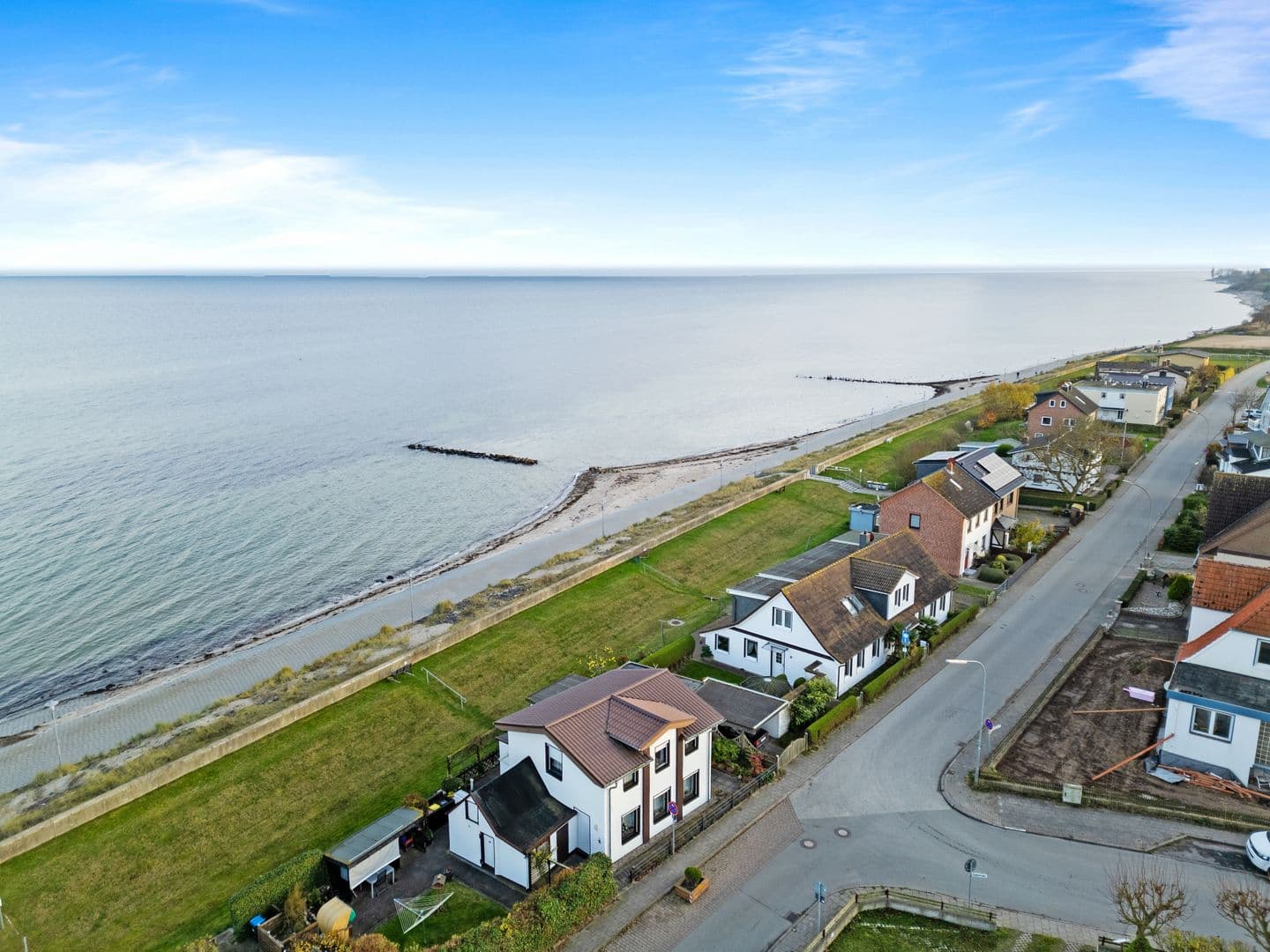 Seaside - Image 7