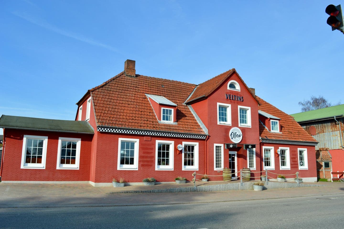 Restaurant Ollex and beds